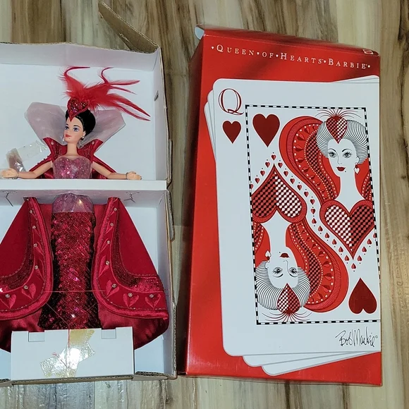 Mattel - Poupée Barbie Queen of Hearts by Bob Mackie - 1990-2000 - Catawiki